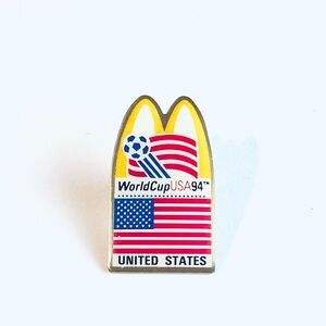 McDonald's USA 94 Soccer Pin - Yellow, Red, Blue